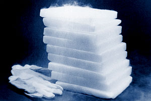 1548238031943515.jpg dryice.jpg
